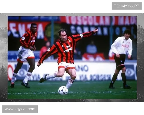 退役传奇足球明星的辉煌历程与未来人生探索 退役传奇足球明星的辉煌历程与未来人生探索