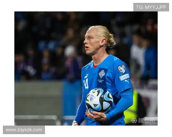 冰岛足球明星风采展示与精彩瞬间回顾