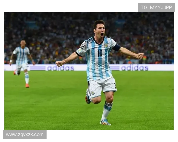 梅西的足球之路：坚持拼搏与谦逊品质的完美结合